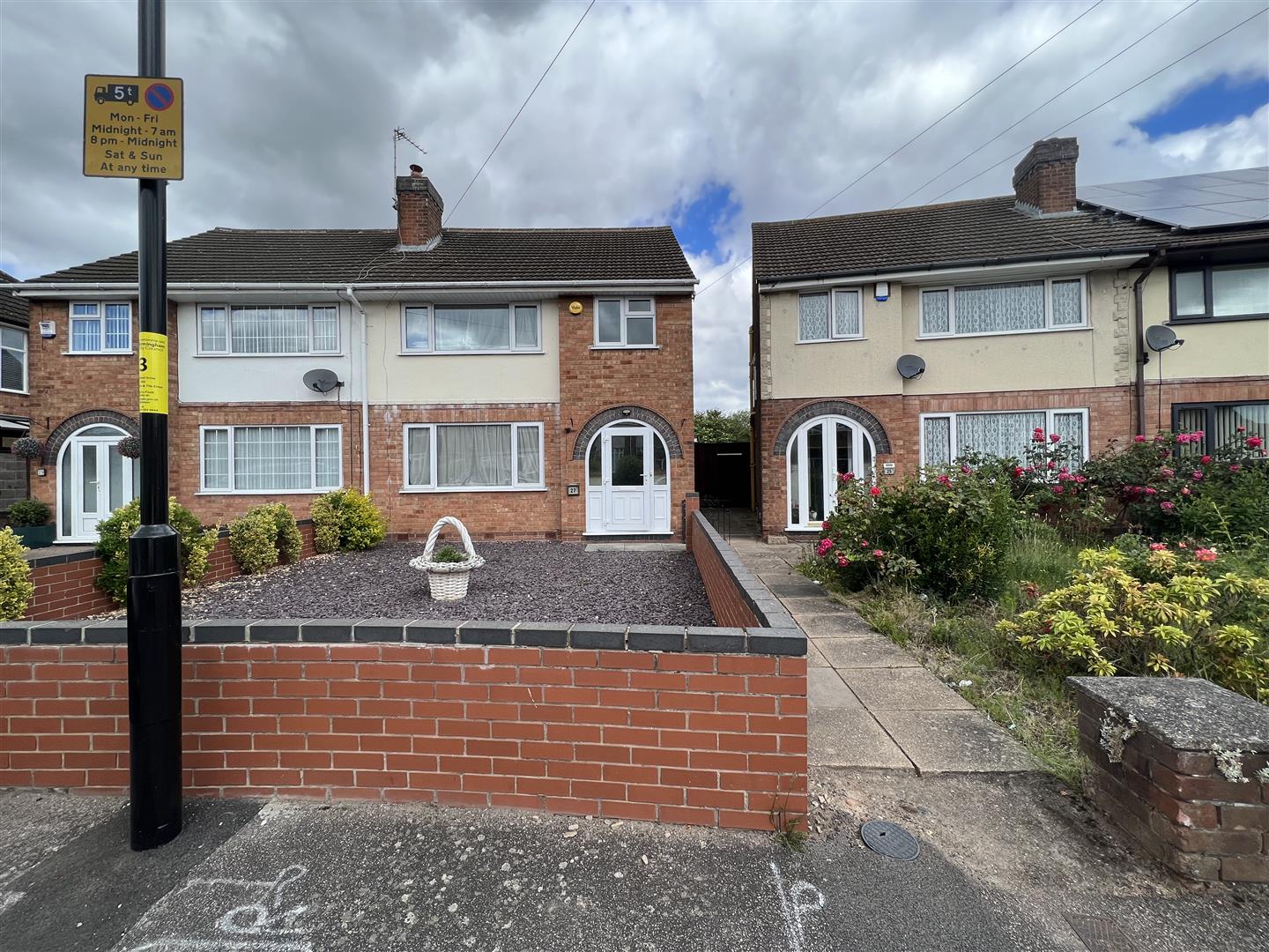 3 bed house for sale in Rockland Drive, Stechford, Birmingham, B33