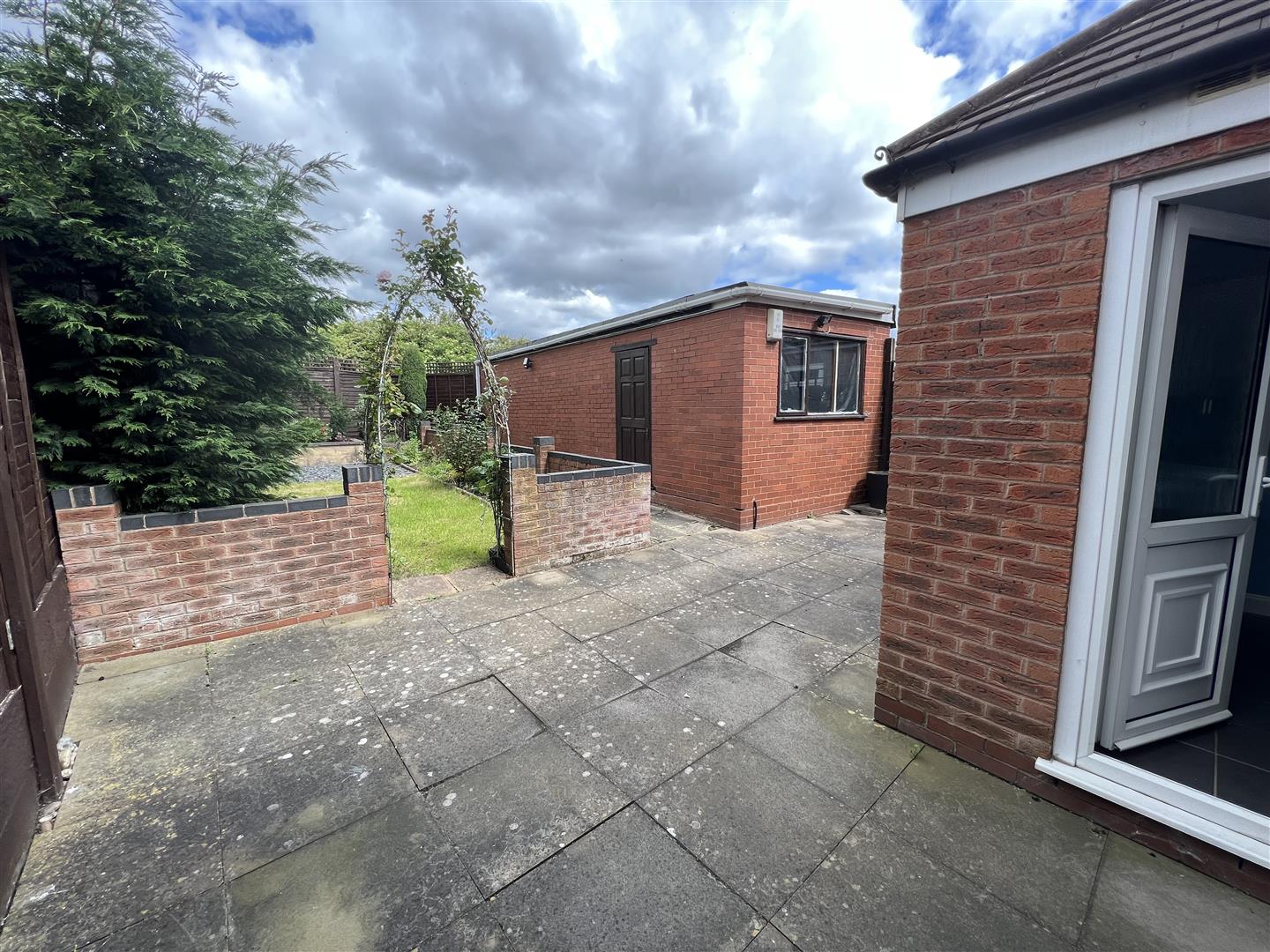 3 bed house for sale in Rockland Drive, Stechford, Birmingham 13