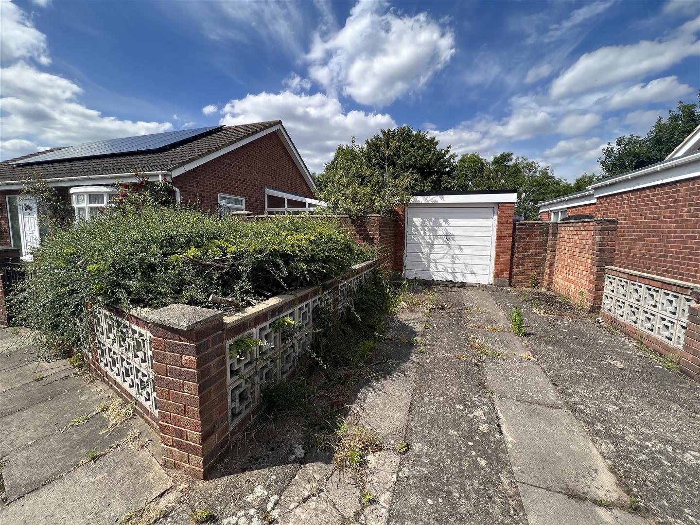 3 bed bungalow for sale in Hilltop Drive, Hodge Hill, Birmingham 2