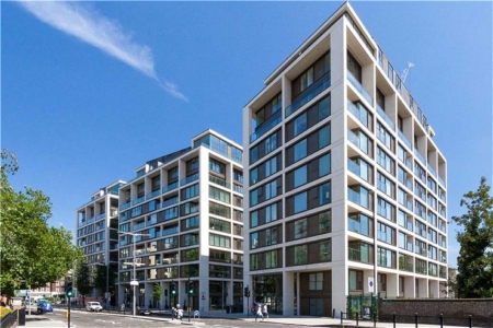 Selection of Apartments to rent on Kensington High Street