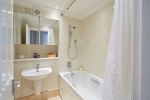 1 bed Flat to rent on Beauchamp Place SW3 - Property Image 5