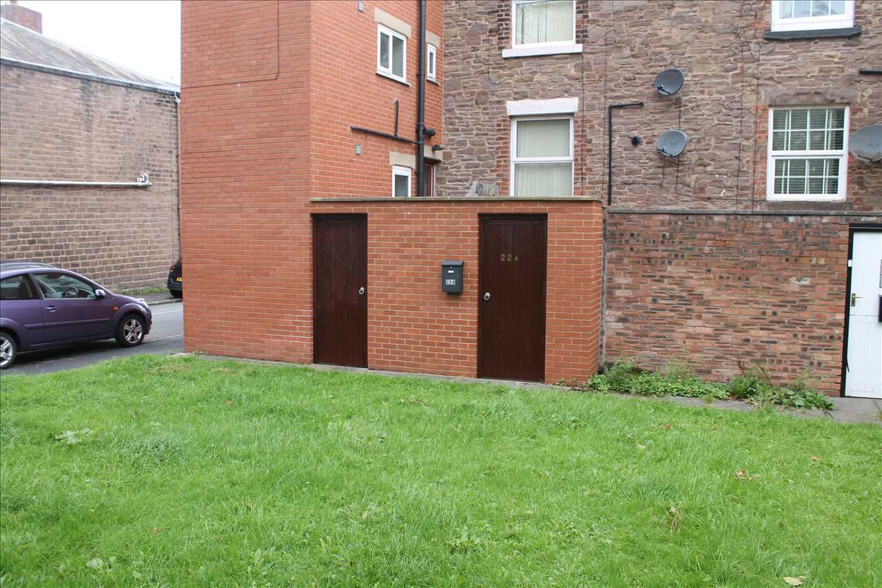 1 bed apartment to rent in Park Road, Chorley 1
