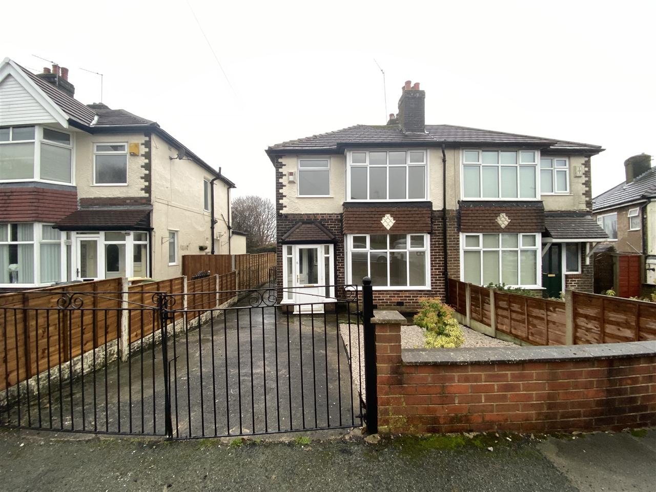 3 bed semi-detached to rent in Romney Road, Bolton, BL1