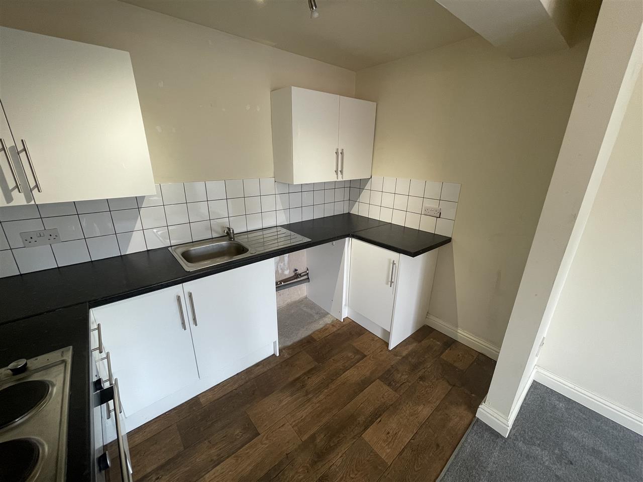 1 bed apartment to rent in Park Road, Adlington 5