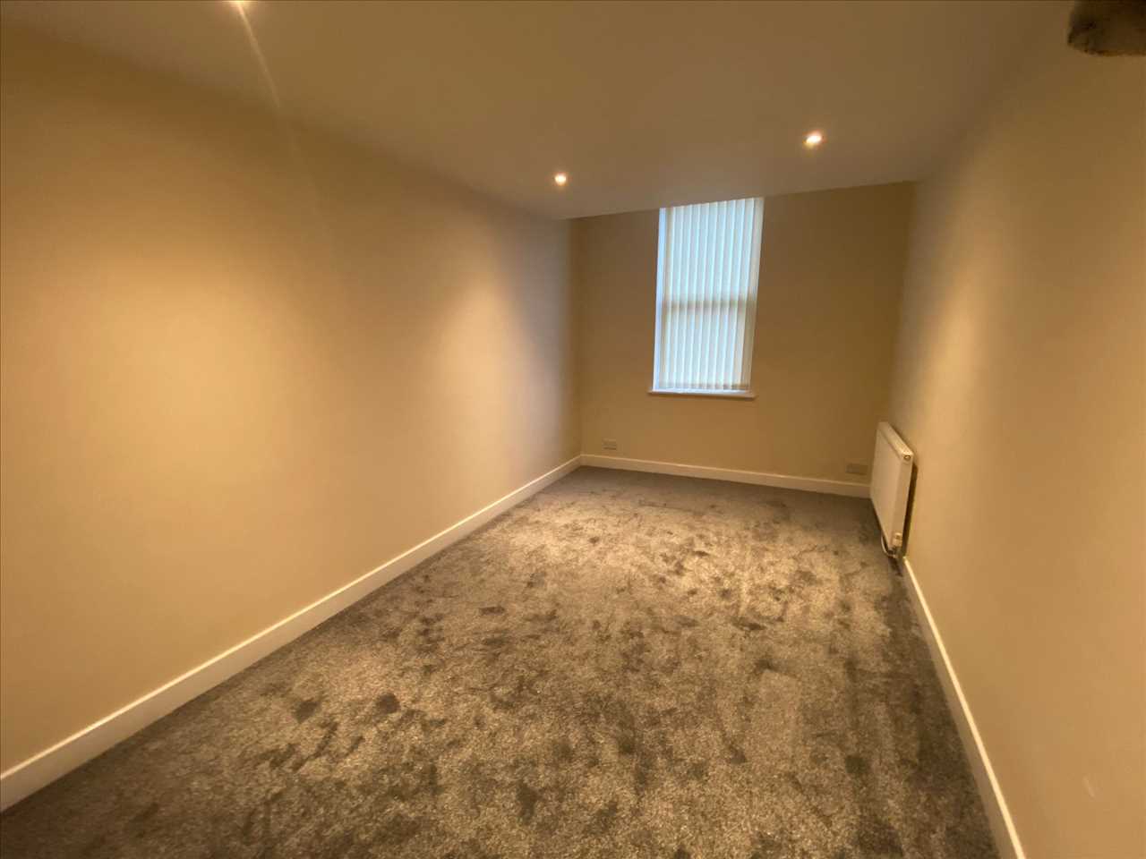 2 bed apartment to rent in Winter Hey Lane, Horwich 4