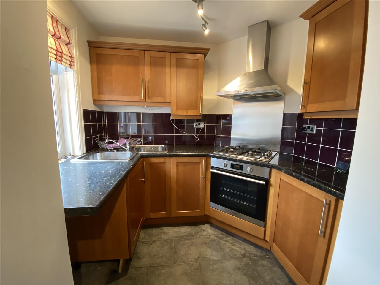 4 bed terraced to rent in Bolton Road, Anderton 8