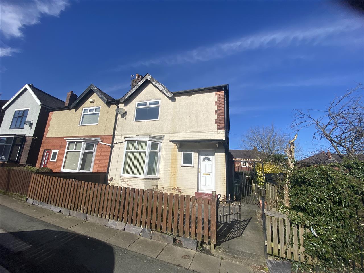 3 bed semi-detached to rent in Chorley Old Road, Bolton, BL1