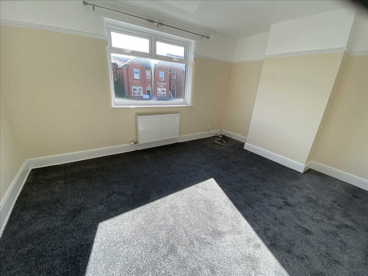 3 bed semi-detached to rent in Chorley Old Road, Bolton 13