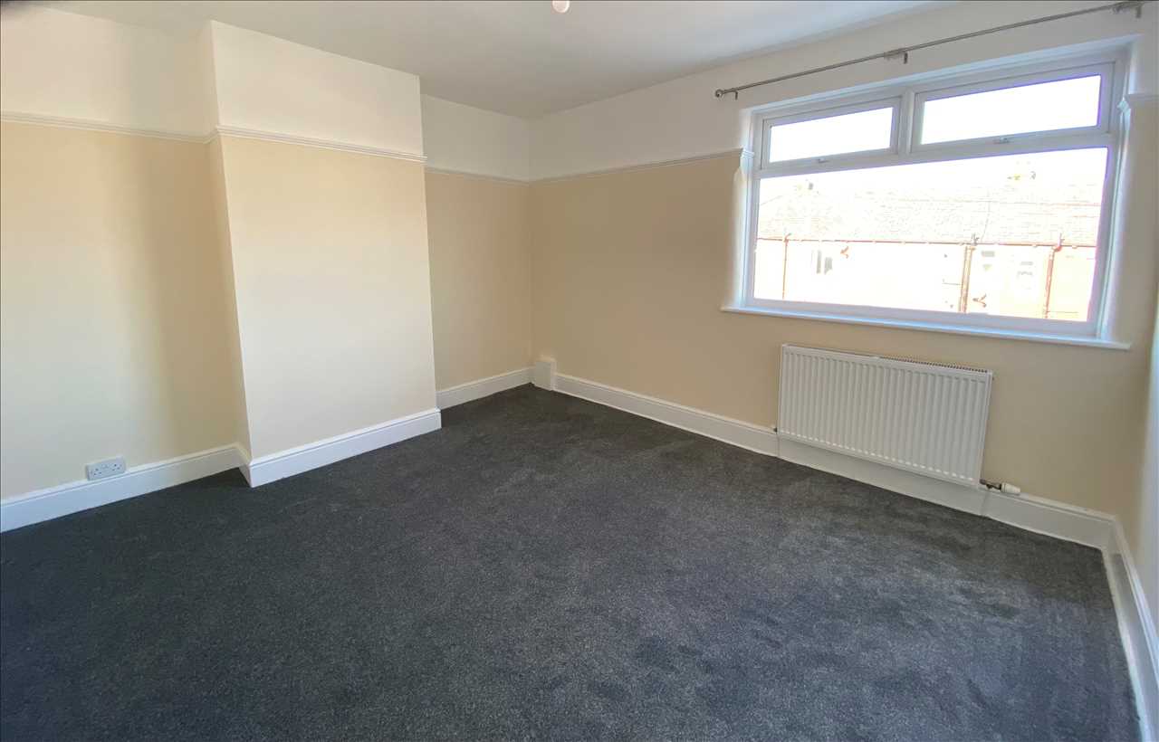3 bed semi-detached to rent in Chorley Old Road, Bolton 14