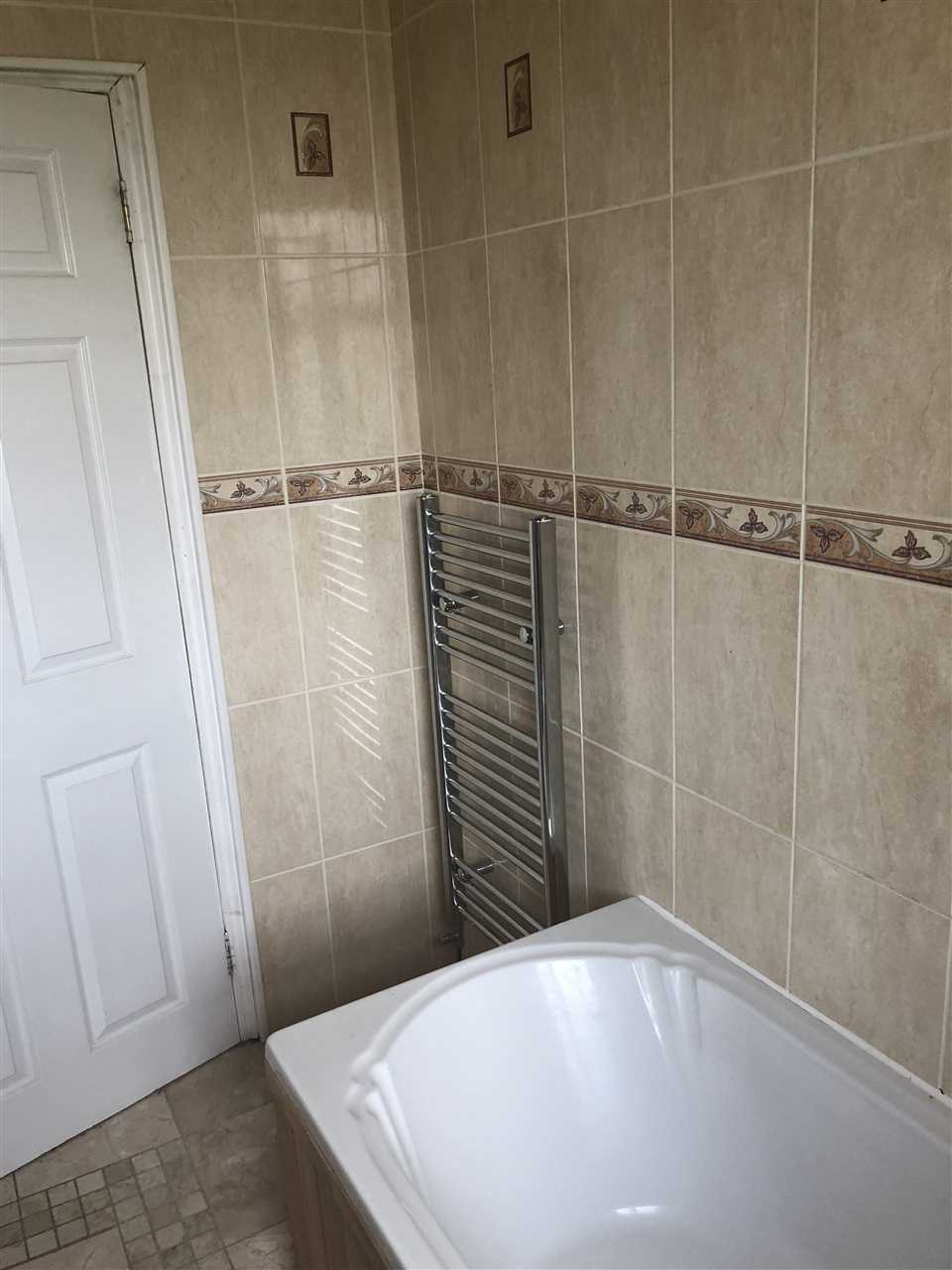 3 bed terraced for sale in Chorley Road, Adlngton 13