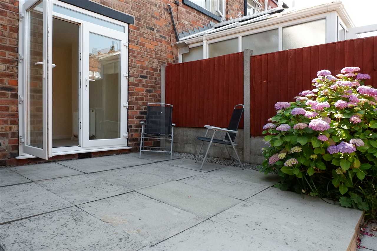 3 bed terraced to rent in Mayfield Road, Chorley 10
