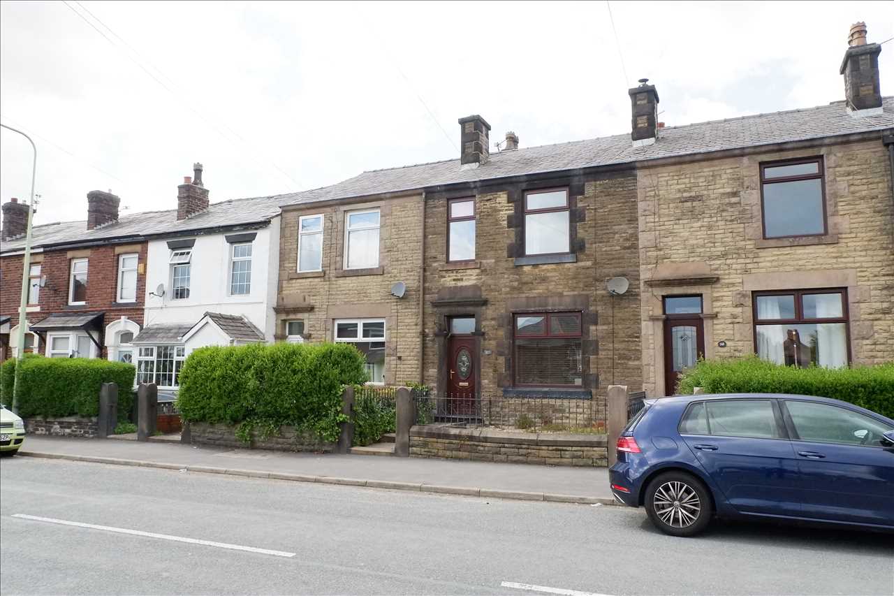 3 bed terraced to rent in Park Road, Adlington - Property Image 1