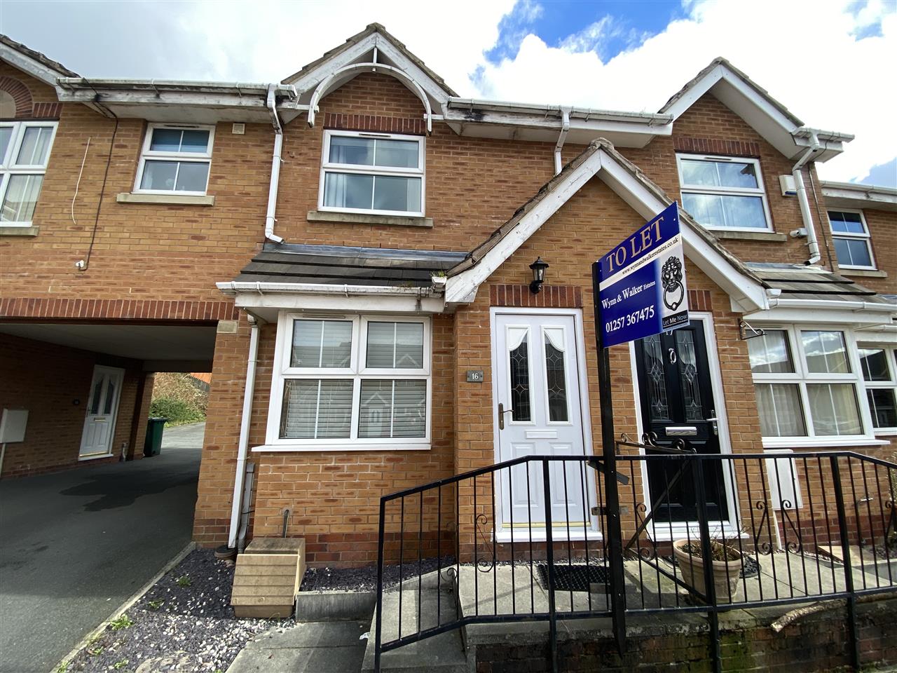 2 bed mews to rent in St Josephs Place, Chorley, Chorley - Property Image 1