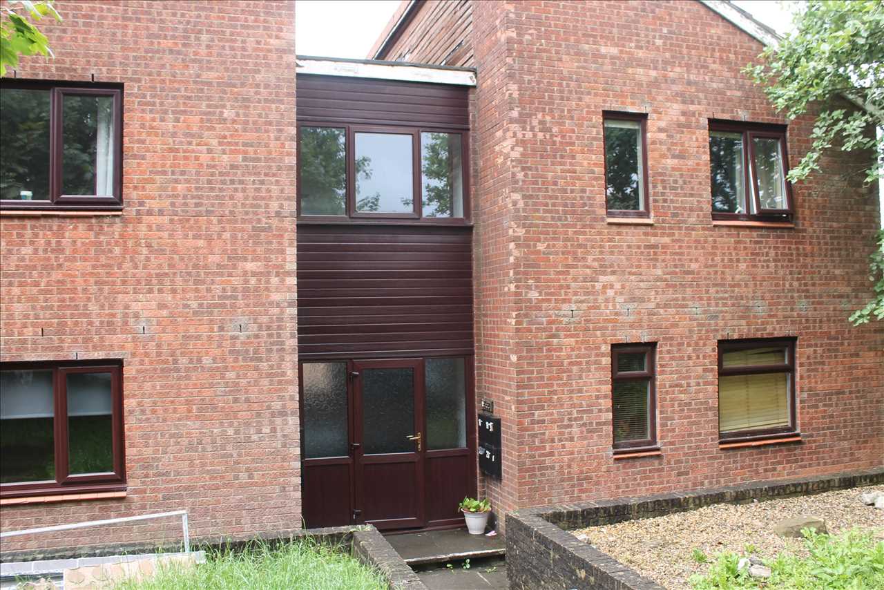 1 bed apartment to rent in Draperfield, Chorley 1