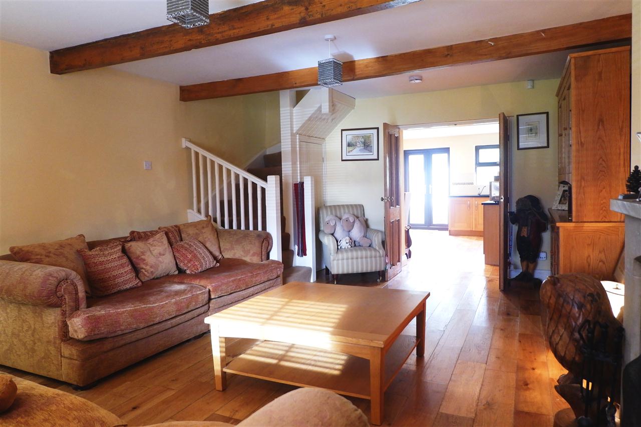 3 bed cottage for sale in Maria Square, Belmont 3