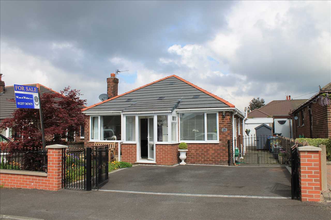 2 bed detached bungalow for sale in Abbey Grove, Adlington - Property Image 1