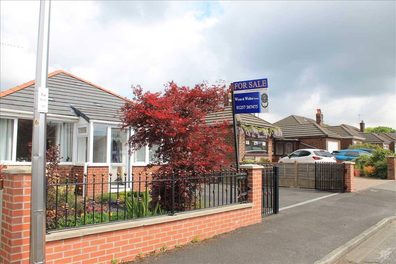 2 bed detached bungalow for sale in Abbey Grove, Adlington 15