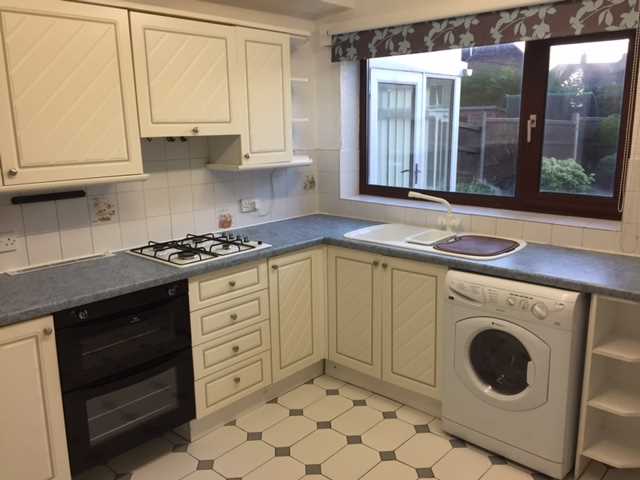 3 bed terraced to rent in Thornhill Rd, Chorley 3