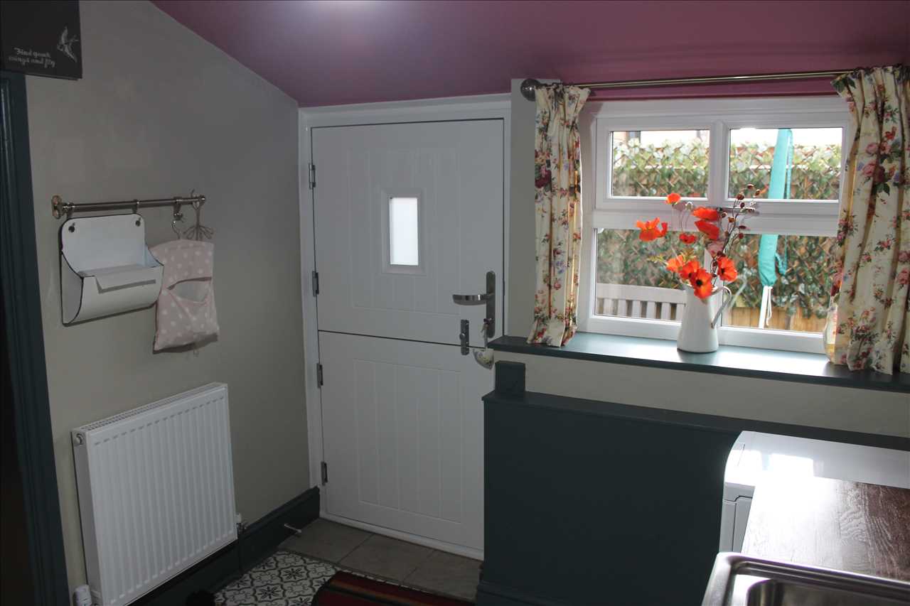 2 bed cottage for sale in Chorley Road, Adlington, Adlington 11