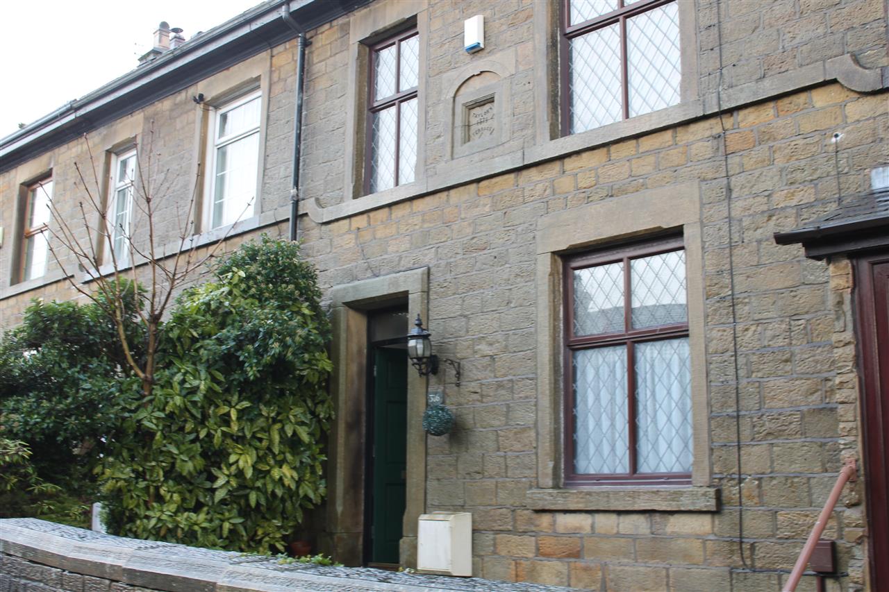 2 bed terraced to rent in Blackbun Rd,, Bolton 1