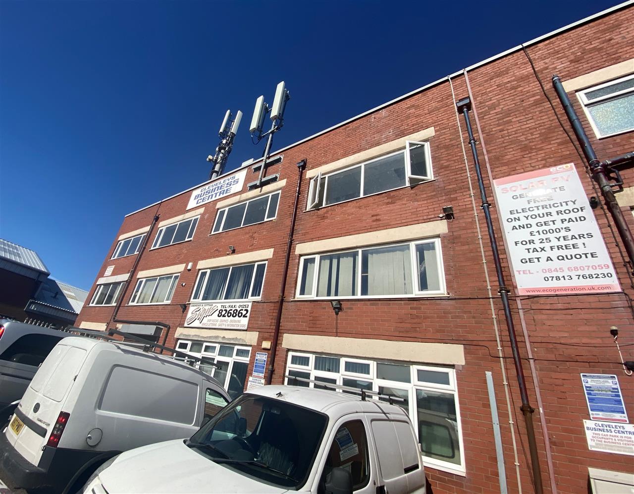  to rent in Unit 10, Thornton Cleveleys Business Centre, THORNTON CLEVELEYS - Property Image 1