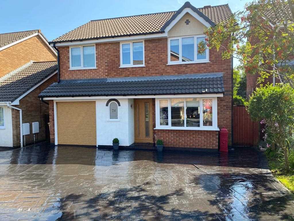 4 bed detached for sale in Greenwood Avenue, Horwich, Horwich 12