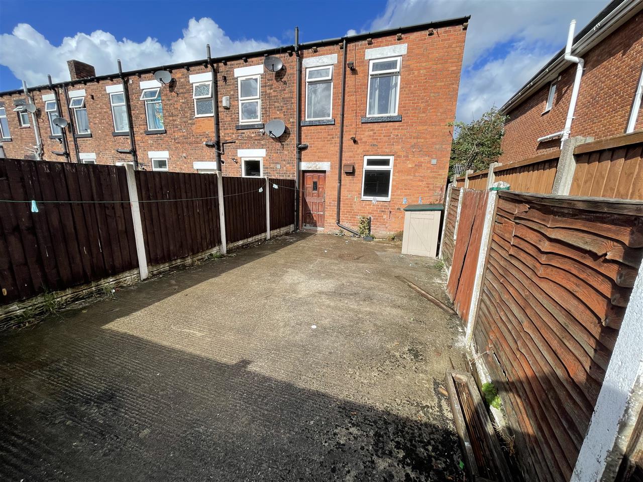 3 bed end of terrace for sale in Railway Street, Hindley 20