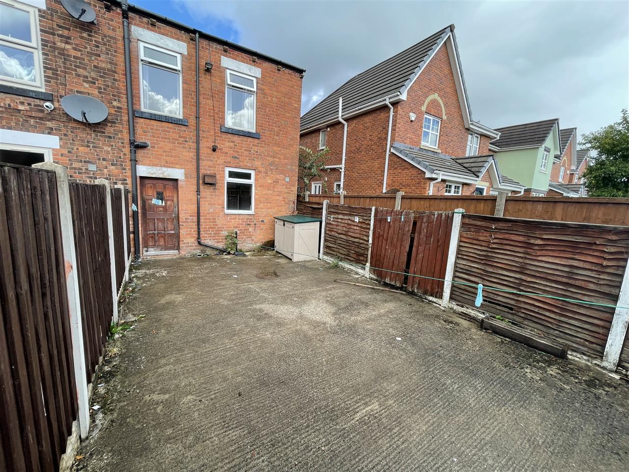 3 bed end of terrace for sale in Railway Street, Hindley 21