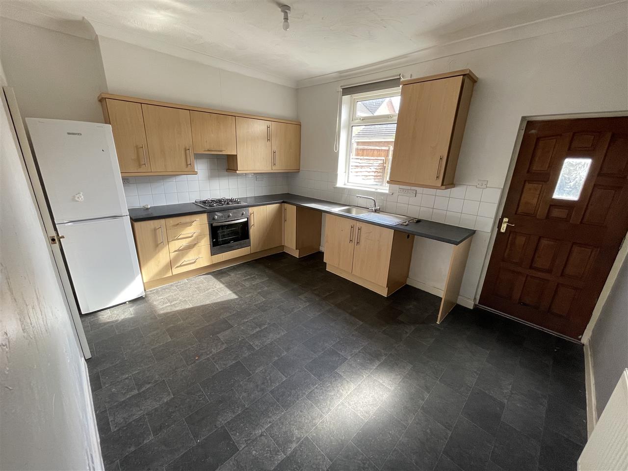 3 bed end of terrace for sale in Railway Street, Hindley 7