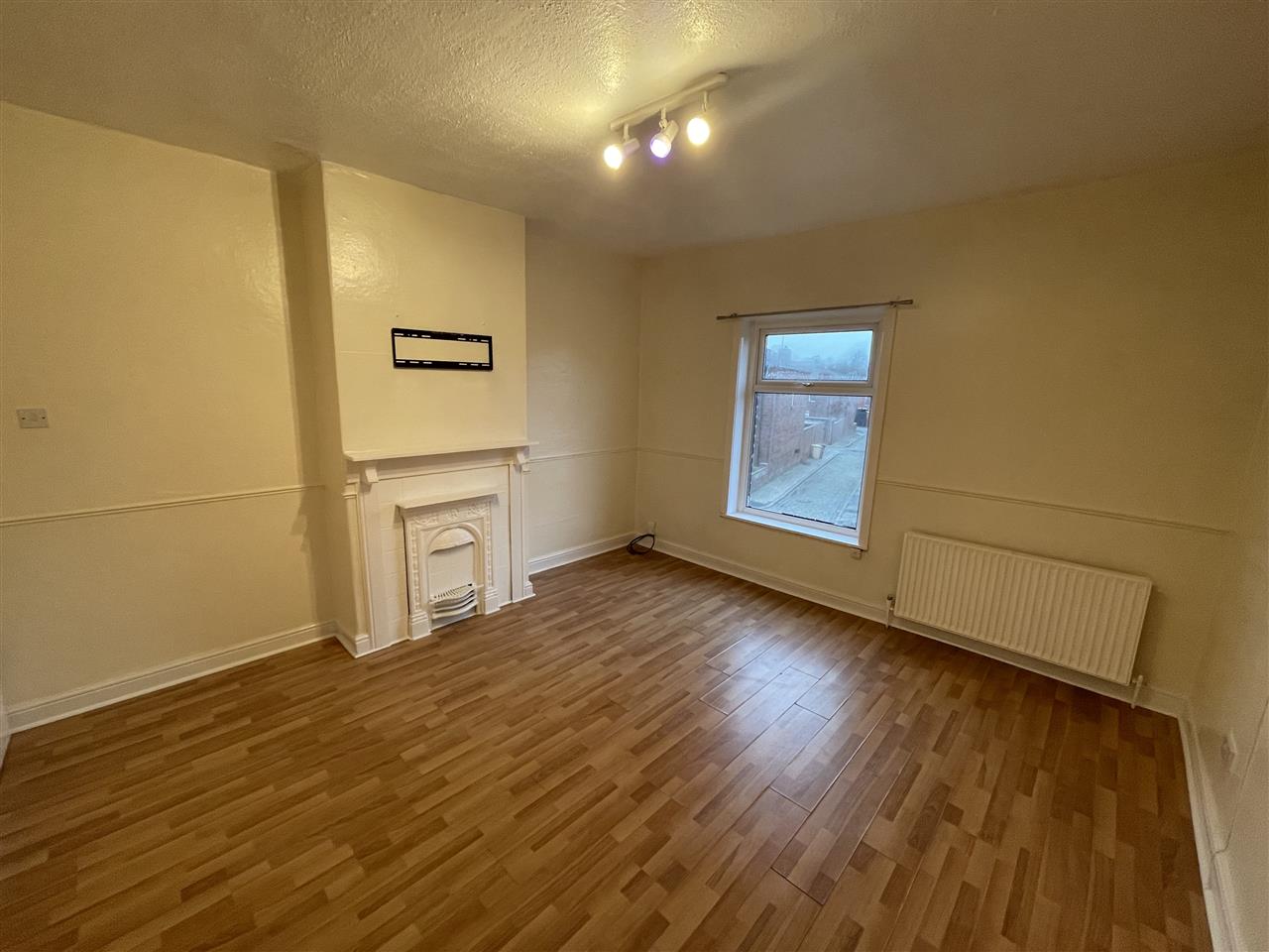 2 bed terraced for sale in Ashbee Street, Bolton 10