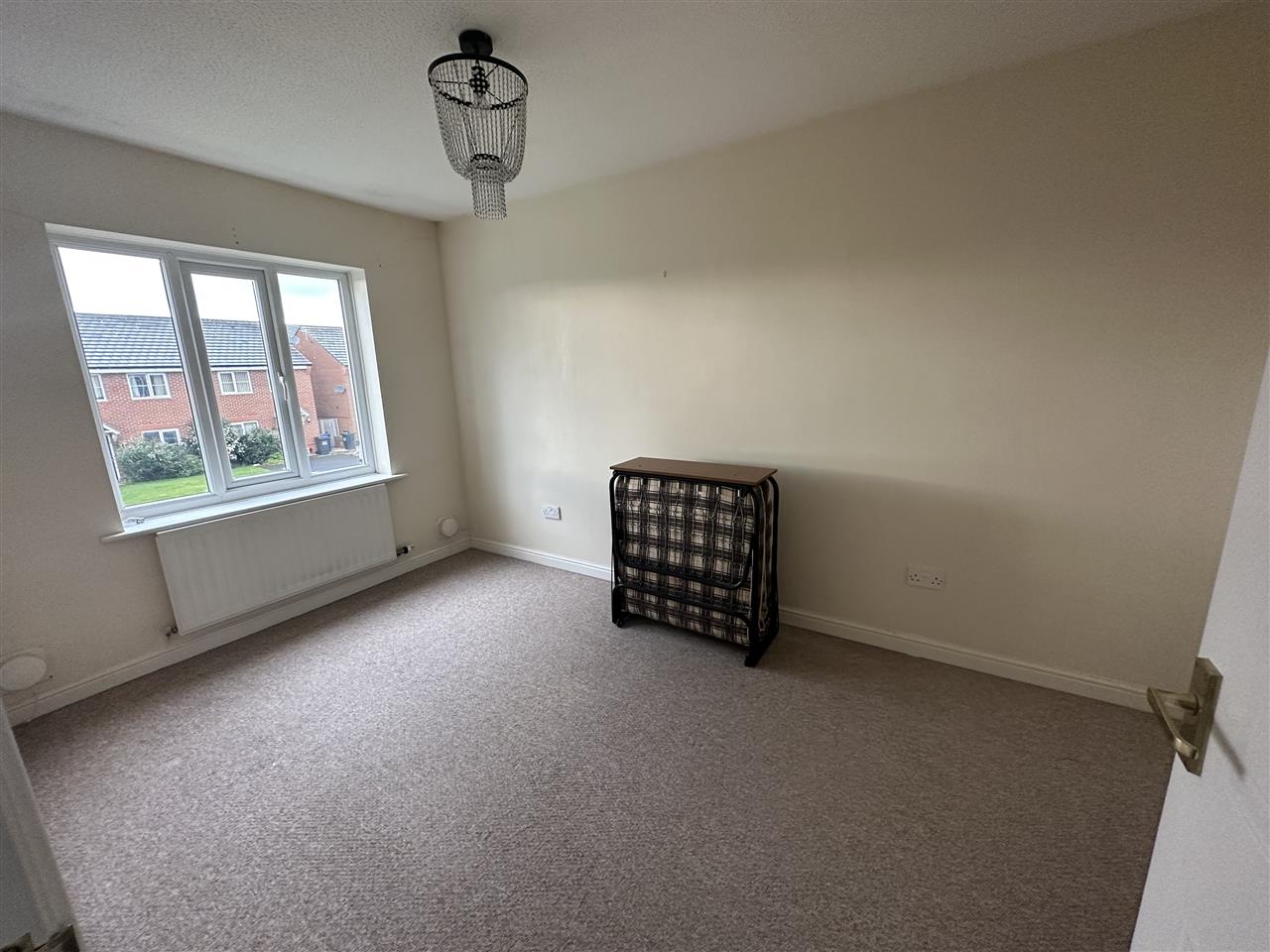 3 bed semi-detached to rent in Northgate, Leyland, Leyland 8