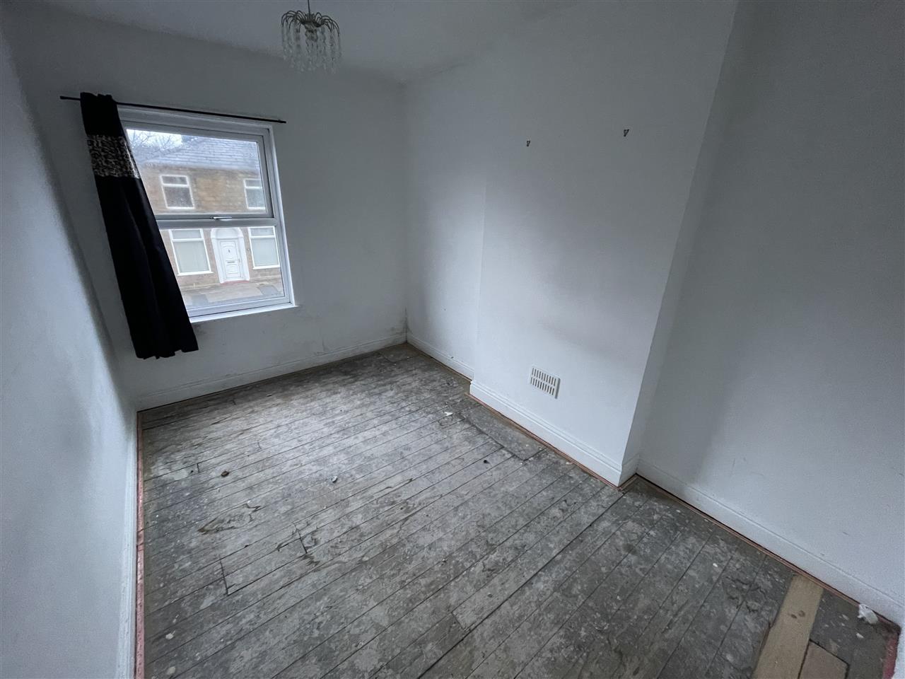 3 bed terraced for sale in Chorley Road, Adlington 11