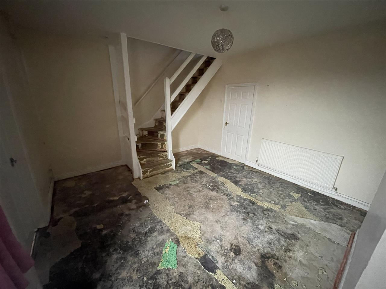 3 bed terraced for sale in Chorley Road, Adlington 6