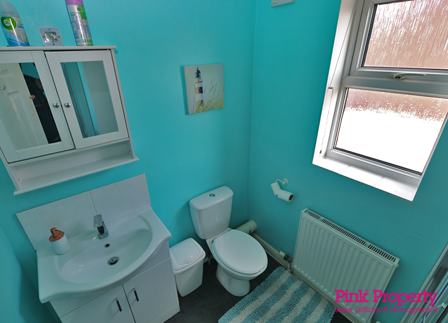 3 bed house to rent in Lorenzos Way, Hull 7