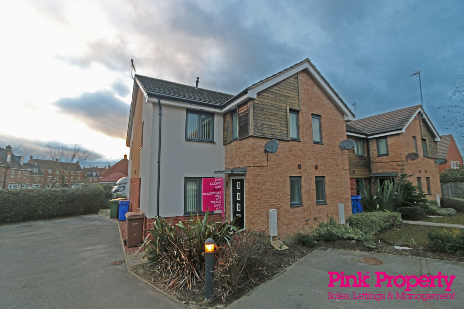 2 bed house to rent in Whistler Close, Brough - Property Image 1