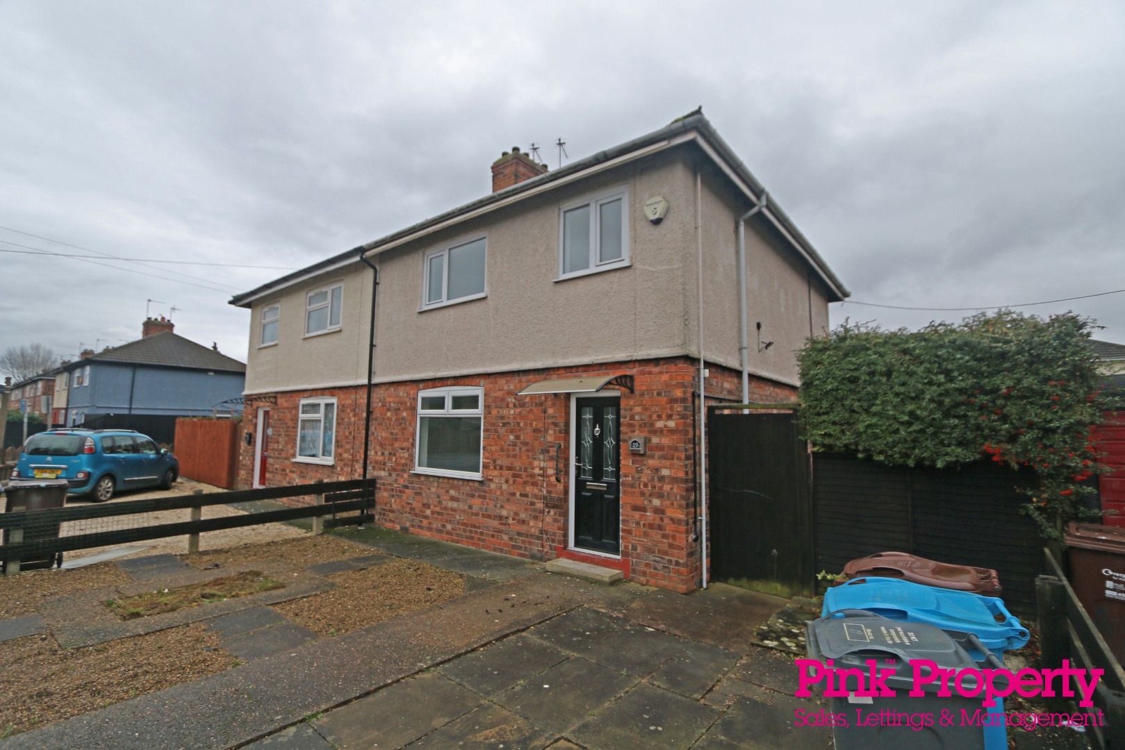 3 bed house to rent in Risby Grove, Hull - Property Image 1