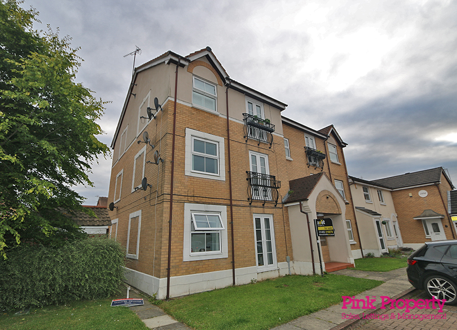 2 bed flat for sale in Darnholm Court, Hull 1