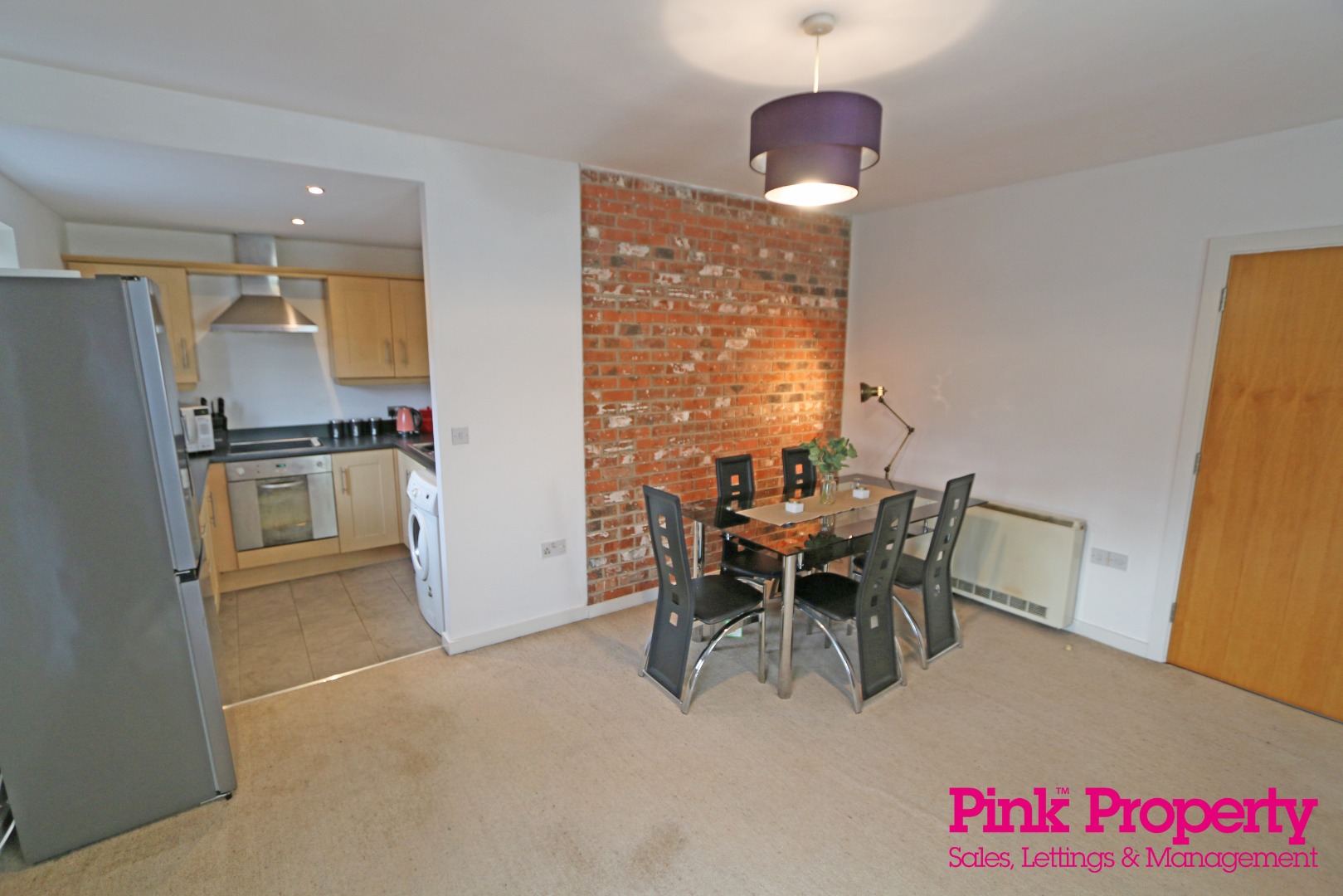 2 bed flat for sale in High Street 9